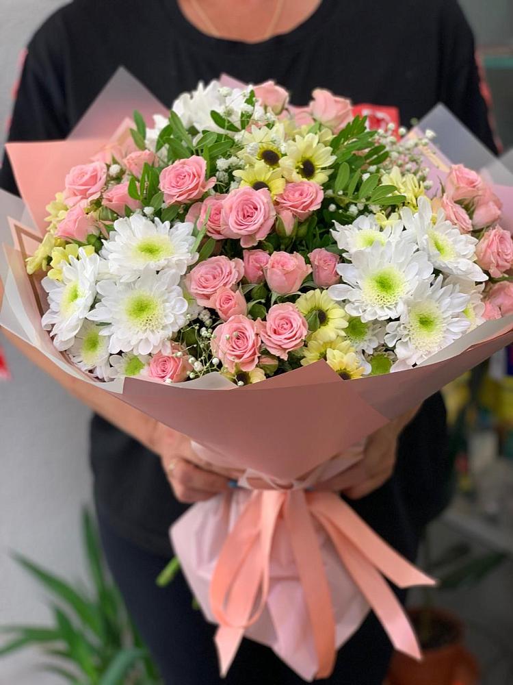 Букет цветов из: Розы и Хризантемы в Славгороде