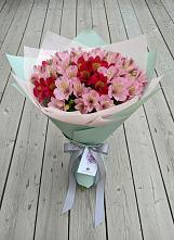 Букет цветов из:  Альстромерии #REPLACE_PRED# Славгороде