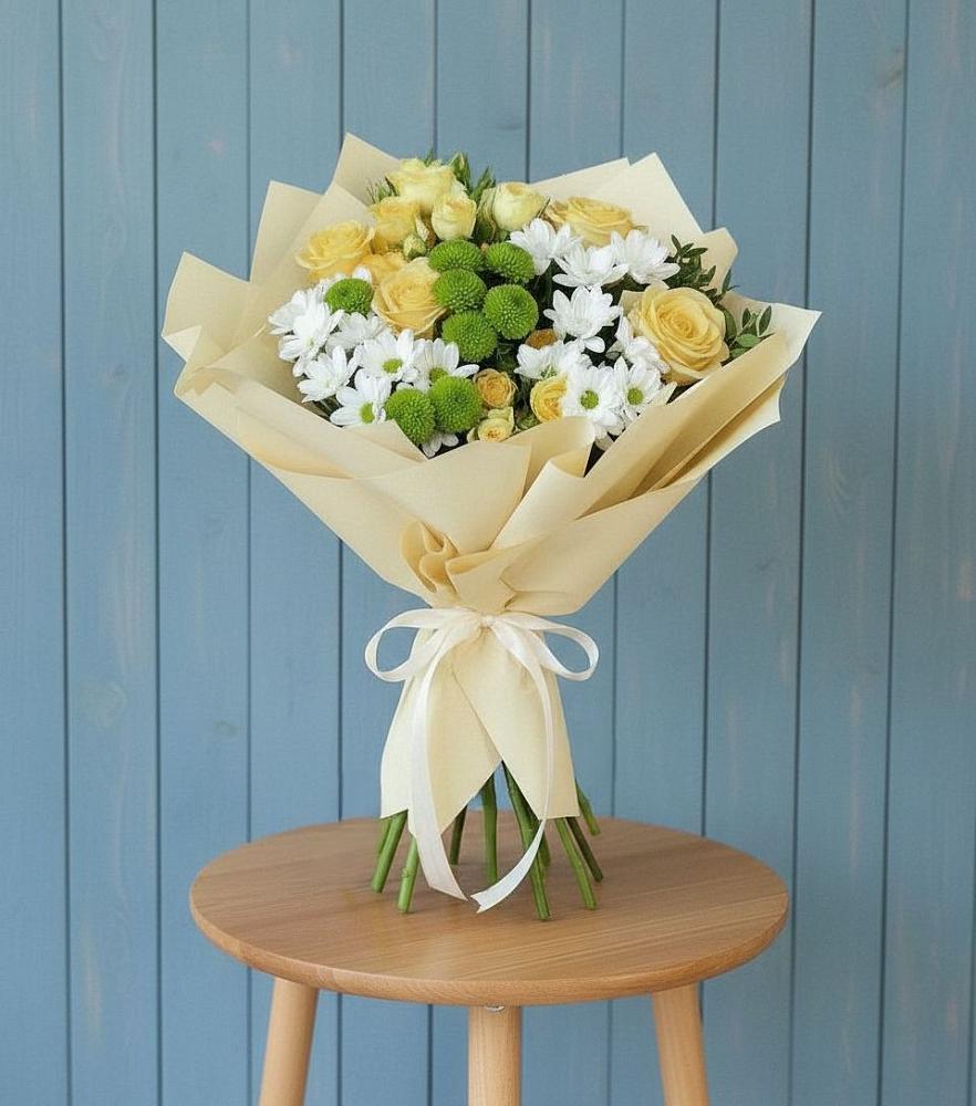 Букет цветов из: Хризантемы и Розы в Славгороде