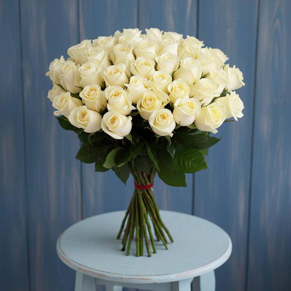Букет 51 Белая роза Эдлесс Лав в Славгороде