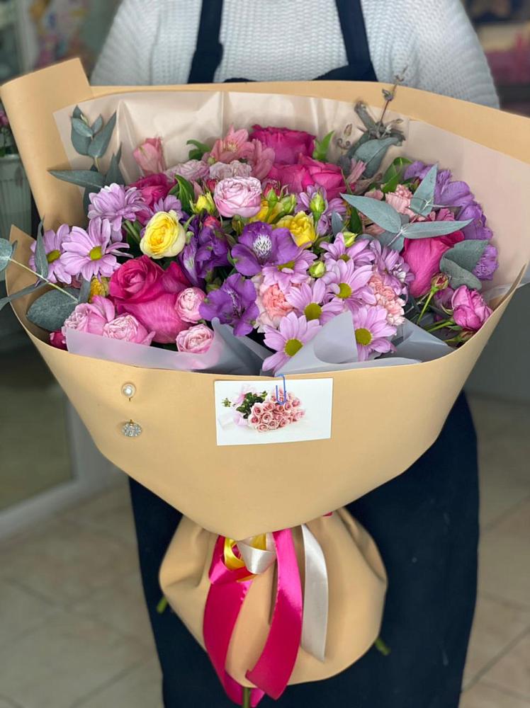 Букет цветов из: Хризантемы, Гвоздики и Альстромерии в Славгороде