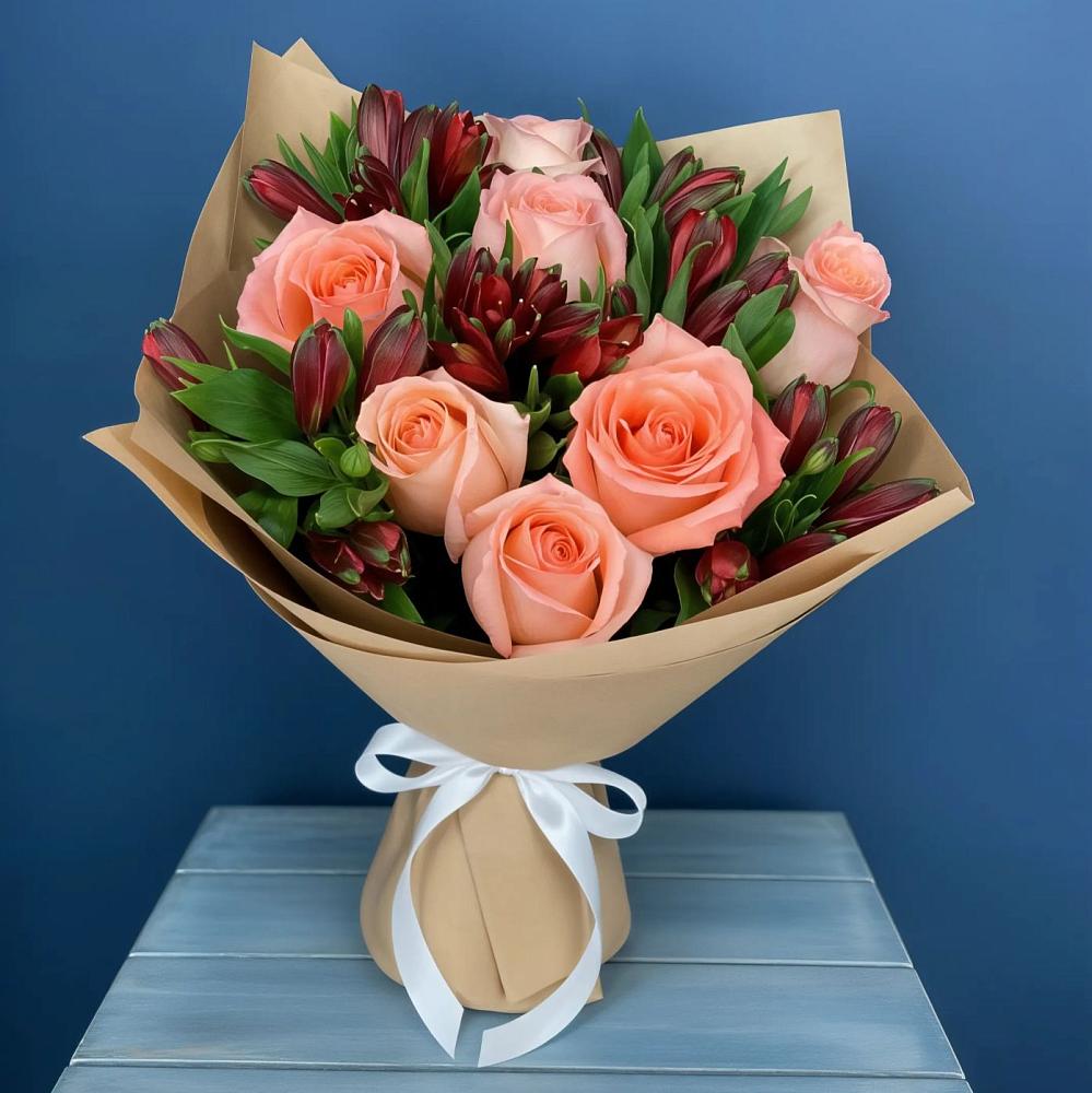 Букет цветов из: Розы и Альстромерии в Славгороде