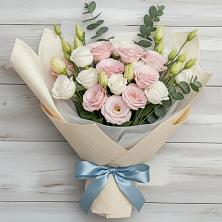 Букет цветов из:  Лизиантусы в Славгороде