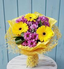 Букет цветов из:  Хризантемы и Герберы в Славгороде