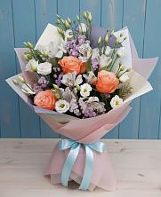 Букет цветов из:  Лизиантусы, Розы, Альстромерии и Гипсофила в Славгороде