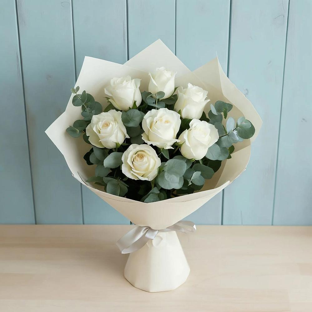 Букет Белые розы в Эвкалипте в Славгороде