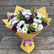 Букет цветов из:  Ирисы, Хризантемы и Ромашки в Славгороде