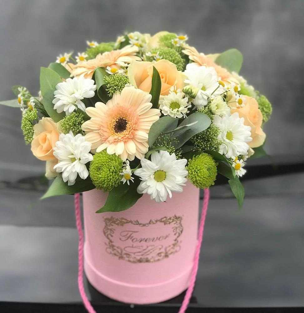 Цветочная композиция из Розы, Герберы и Хризантемы в шляпной коробке в Славгороде