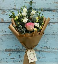 Букет цветов из:  Розы и Лизиантусы в Славгороде