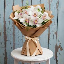 Букет цветов из:  Орхидеи и Розы в Славгороде